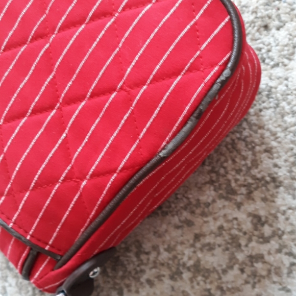 Vera Bradley shoulder bag with flap - Picture 13 of 14